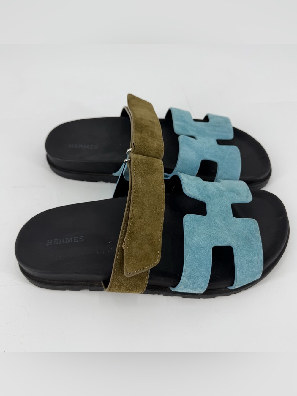 Two-Tone Suede Sandals in Aqua & Olive 40